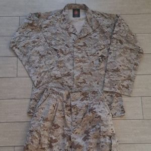 USMC Desert Cami Uniform
